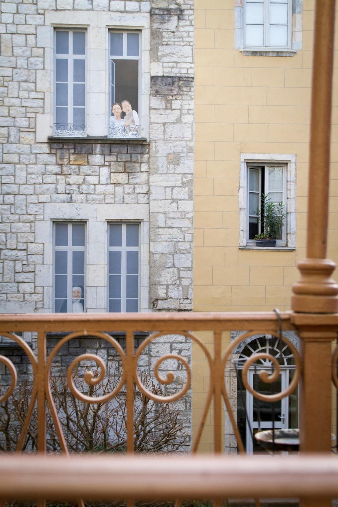 Le Select - Hypercentre Standing Wifi Apartment Besancon Exterior photo